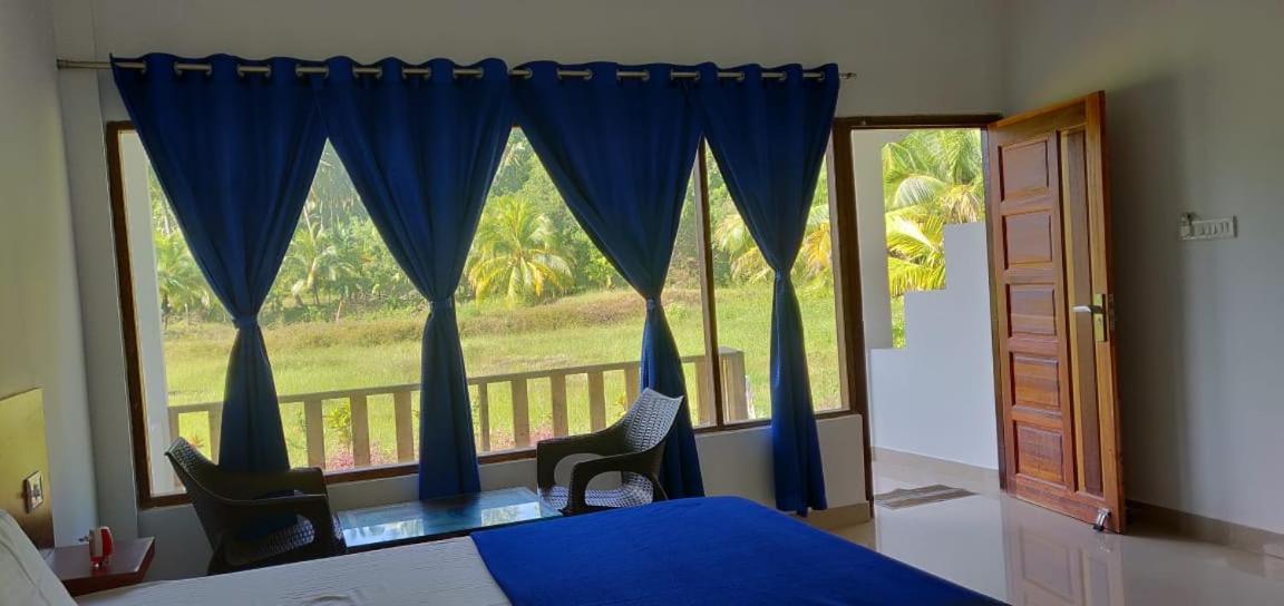 Lakshmanpur Hotel Exotica Squares מראה חיצוני תמונה
