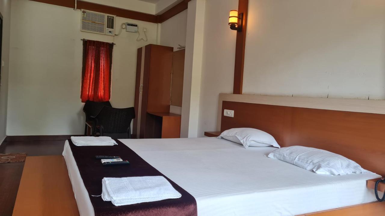 Lakshmanpur Hotel Exotica Squares מראה חיצוני תמונה