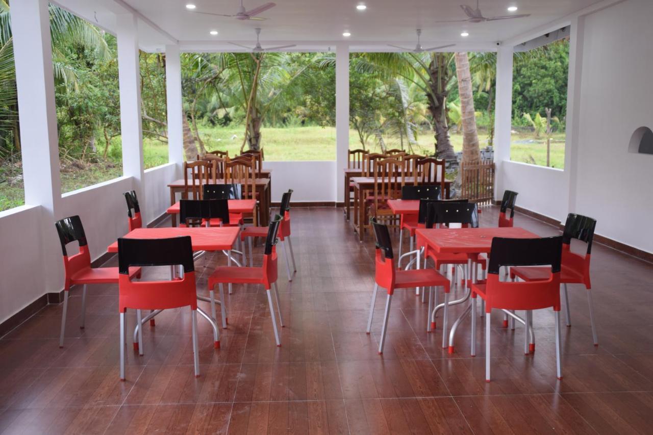 Lakshmanpur Hotel Exotica Squares מראה חיצוני תמונה